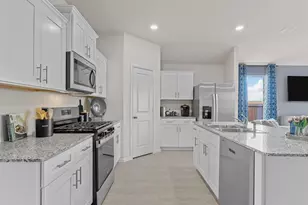 600 Smart Strike Trl, Granbury, TX 76049 - Photo 3