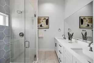 2611 Hondo Ave, Dallas, TX 75219 - Photo 15