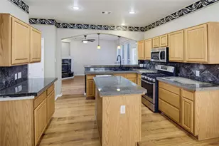 4549 Shadowridge Dr, The Colony, TX 75056 - Photo 11