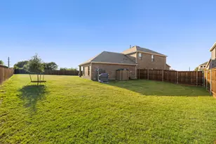 301 Willowmore Dr, Little Elm, TX 75068 - Photo 31