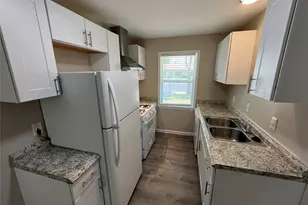 13020 Spring Oak Dr, Balch Springs, TX 75180 - Photo 7
