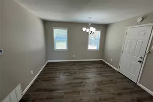 13020 Spring Oak Dr, Balch Springs, TX 75180 - Photo 5