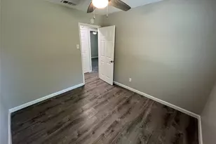 13020 Spring Oak Dr, Balch Springs, TX 75180 - Photo 15