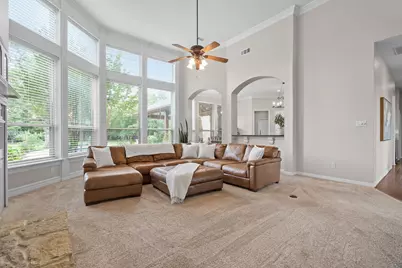 122 W Carruth Lane, Double Oak, TX 75077 - Photo 9