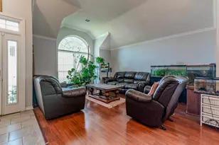 2206 S Branch Dr, Arlington, TX 76001 - Photo 9
