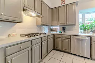 2206 S Branch Dr, Arlington, TX 76001 - Photo 3