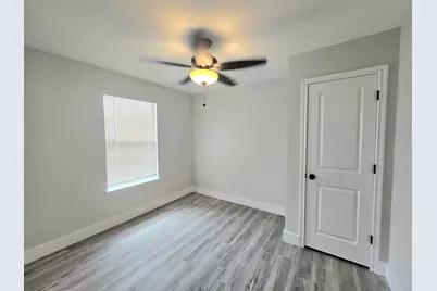 2467 Mallory Lane, Lancaster, TX 75134 - Photo 5