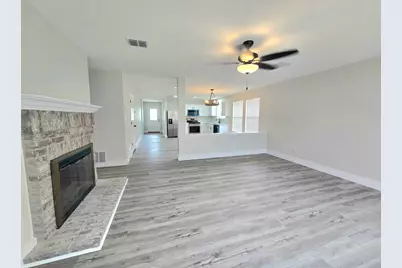 2467 Mallory Lane, Lancaster, TX 75134 - Photo 11