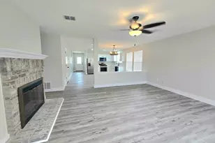 2467 Mallory Ln, Lancaster, TX 75134 - Photo 11