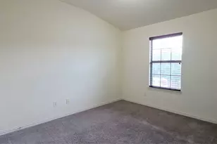 3676 Vienna St, Irving, TX 75038 - Photo 21