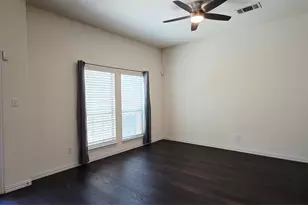 3676 Vienna St, Irving, TX 75038 - Photo 9