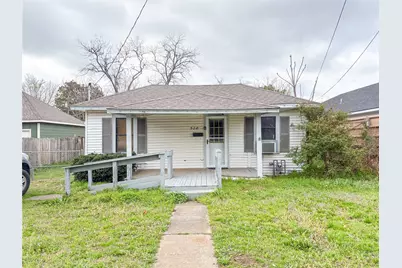 528 W Florence, Denison, TX 75020 - Photo 1