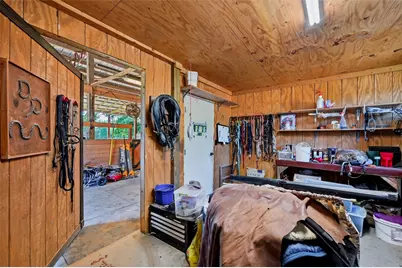 1226 County Road 243, Collinsville, TX 76233 - Photo 23
