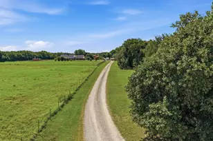 1226 Co Rd 243, Collinsville, TX 76233 - Photo 37