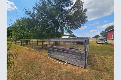 1226 County Road 243, Collinsville, TX 76233 - Photo 27