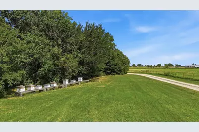 1226 County Road 243, Collinsville, TX 76233 - Photo 29