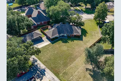 1506 Williamsburg Court, Ennis, TX 75119 - Photo 33