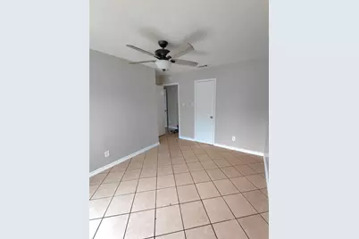 3900 Camelot Street #B, Denton, TX 76209 - Photo 11