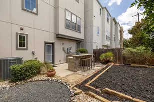 1856 Stevens Bluff Ln, Dallas, TX 75208 - Photo 39