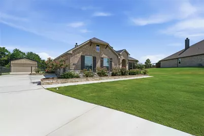 1036 Northern Oaks Court, Springtown, TX 76082 - Photo 5