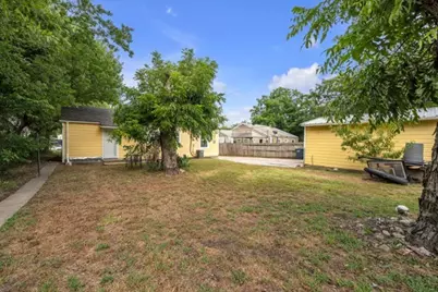 1005 Clarence Street W, Fort Worth, TX 76117 - Photo 19