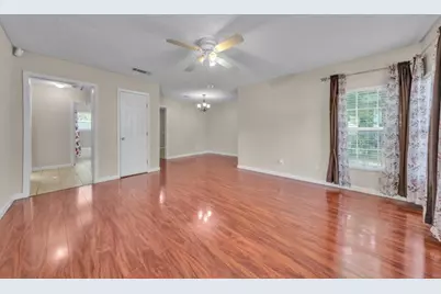 1005 W Clarence Street W, Fort Worth, TX 76117 - Photo 5