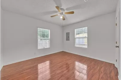 1005 Clarence Street W, Fort Worth, TX 76117 - Photo 13