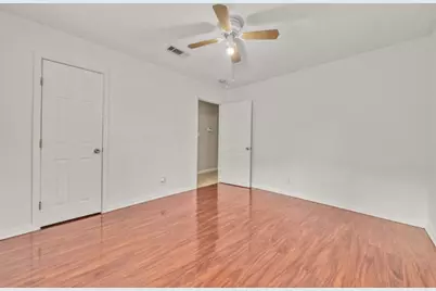 1005 Clarence Street W, Fort Worth, TX 76117 - Photo 15