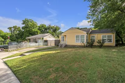 1005 W Clarence Street W, Fort Worth, TX 76117 - Photo 3
