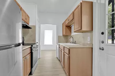 831 W Houston Street, Tyler, TX 75702 - Photo 13