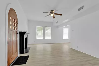831 W Houston Street, Tyler, TX 75702 - Photo 7