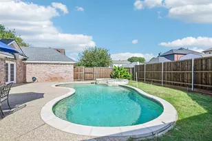 3901 Rolling Hills Dr, Plano, TX 75025 - Photo 35