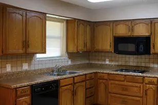 3816 Wrentham Dr, Arlington, TX 76016 - Photo 5