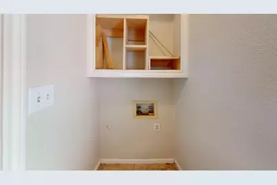 2209 Meadowstone Drive, Carrollton, TX 75006 - Photo 23
