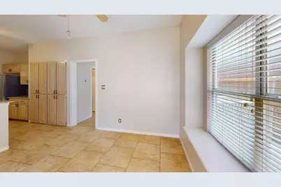 2209 Meadowstone Drive, Carrollton, TX 75006 - Photo 13