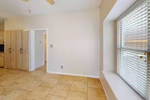 2209 Meadowstone Dr, Carrollton, TX 75006 - Photo 13