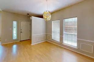 2209 Meadowstone Dr, Carrollton, TX 75006 - Photo 11