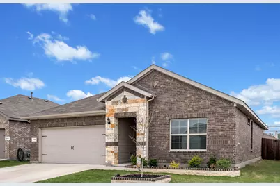 5208 Petal Meadows Drive, Fort Worth, TX 76179 - Photo 3