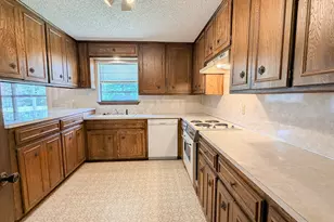 5210 Wildwood Dr, Wichita Falls, TX 76302 - Photo 7