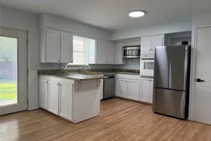 7476 Walling Ln, Dallas, TX 75231 - Photo 7