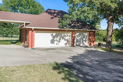 200 County Road 2130, Gainesville, TX 76240 - Photo 11