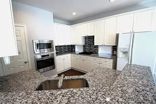18620 Gibbons Dr, Dallas, TX 75287 - Photo 23