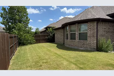14712 Spitfire Trail, Fort Worth, TX 76262 - Photo 5