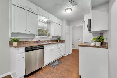 6075 Lalagray Lane, Watauga, TX 76148 - Photo 11