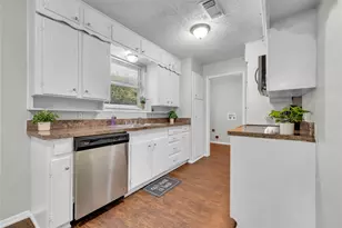 6075 Lalagray Ln, Watauga, TX 76148 - Photo 11