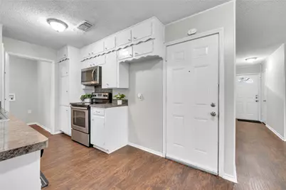6075 Lalagray Lane, Watauga, TX 76148 - Photo 9