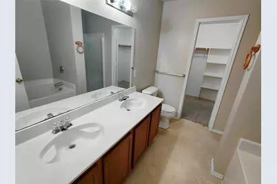 2123 W Grove Lane, Grand Prairie, TX 75052 - Photo 7