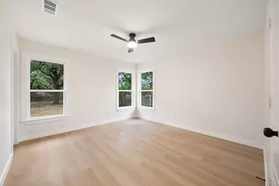 2805 Sarah Jane Lane, Fort Worth, TX 76119 - Photo 17