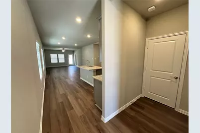 512 Dorothy Drive, McKinney, TX 75071 - Photo 9