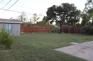 13846 Sundown Trail, Farmers Branch, TX 75234 - Photo 9